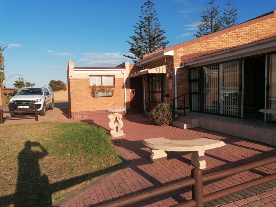 To Let 3 Bedroom Property for Rent in Linkside Western Cape